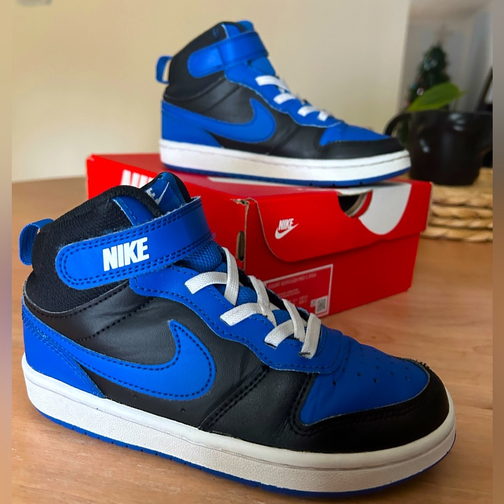 NIKE BOYS BIG KID SIZE 13 NIKE “DUNKS” black/blue